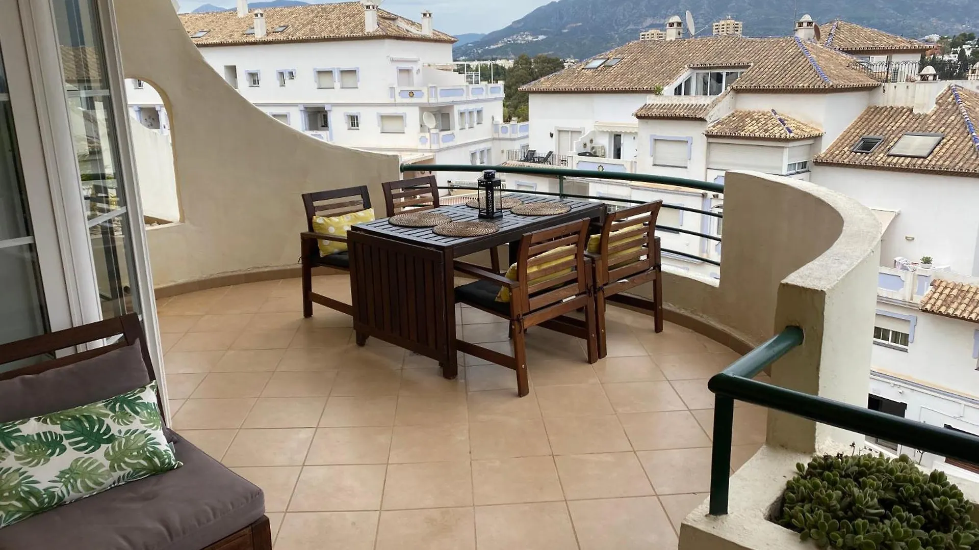 Senorio De Aloha Apartment Marbella
